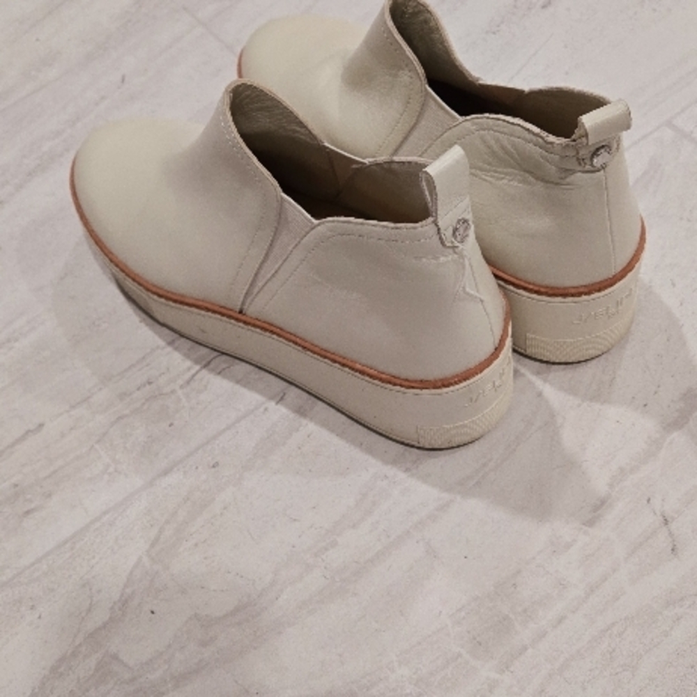 Stylish White Women's Shoes